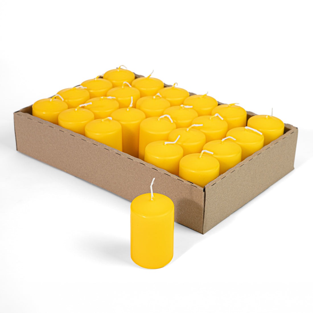 Cylindrical Candles Ø50 mm. h 80 mm. Yellow in a tray of 24 pieces, duration ±26 hours