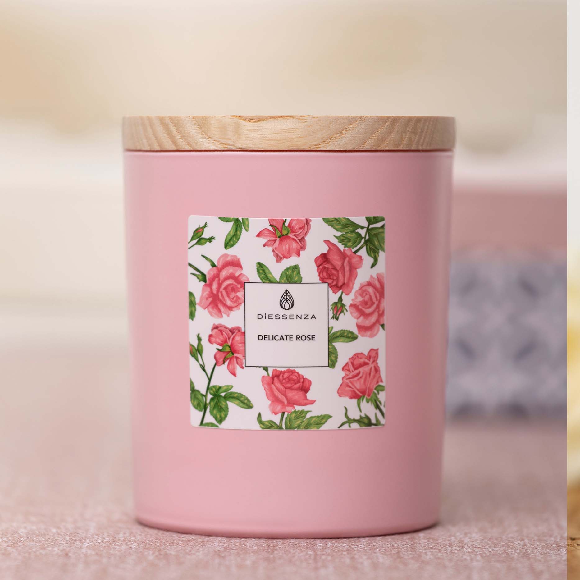 DiEssenza Delicate Rose Candela in soia profumata con Oli Essenziali Cereria San Giacomo