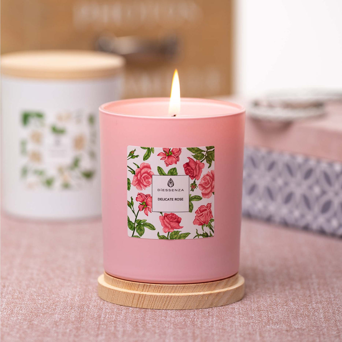 DiEssenza Delicate Rose Candela in soia profumata con Oli Essenziali Cereria San Giacomo